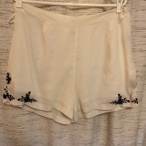 Free People shorts🦋